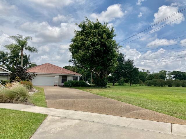 11081 Highland Circle Boca Raton, FL 33428 - Photo 58 of 68 Extra long driveway