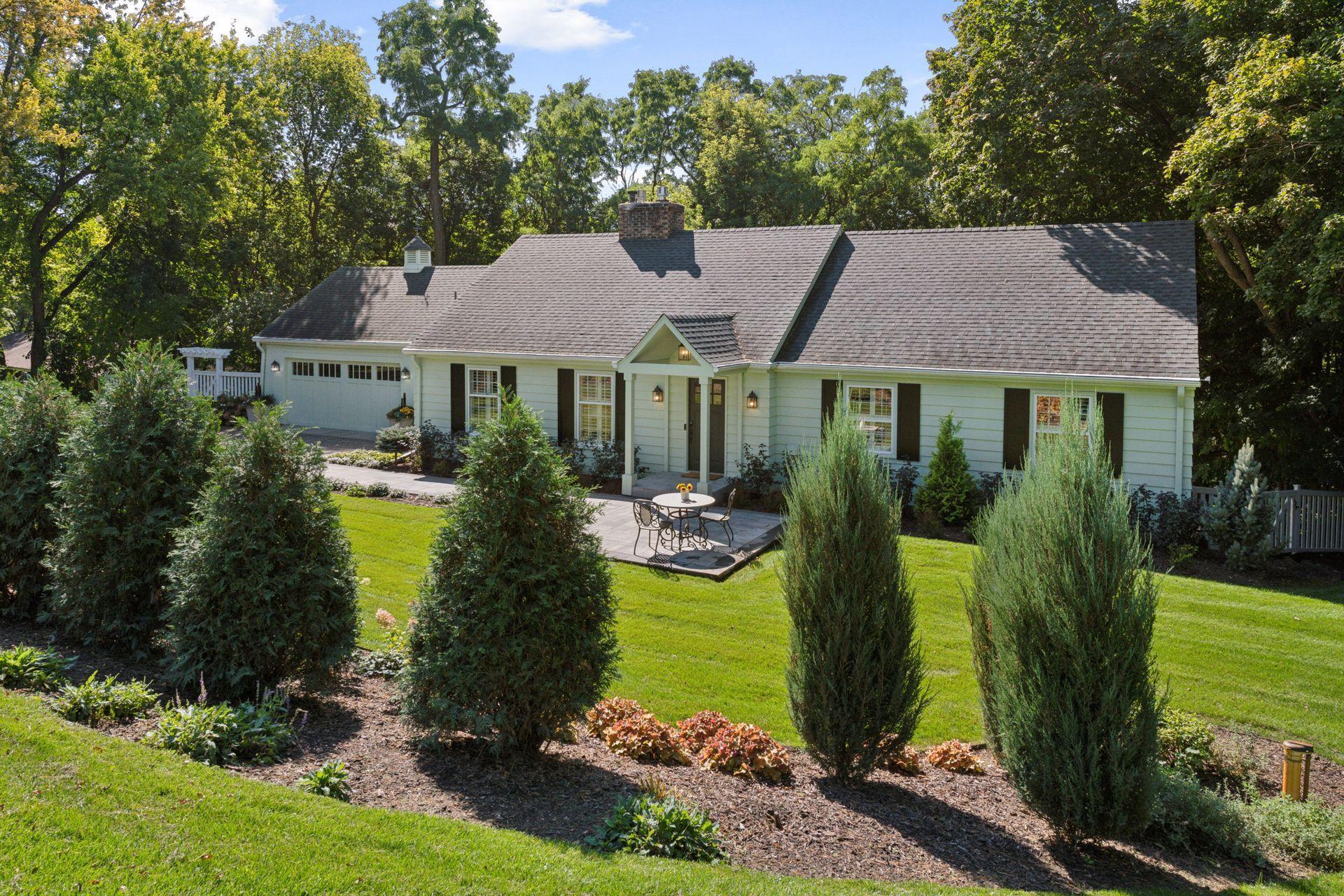 3922 Heathcote Road Deephaven, MN 55391 - Photo 3 of 58