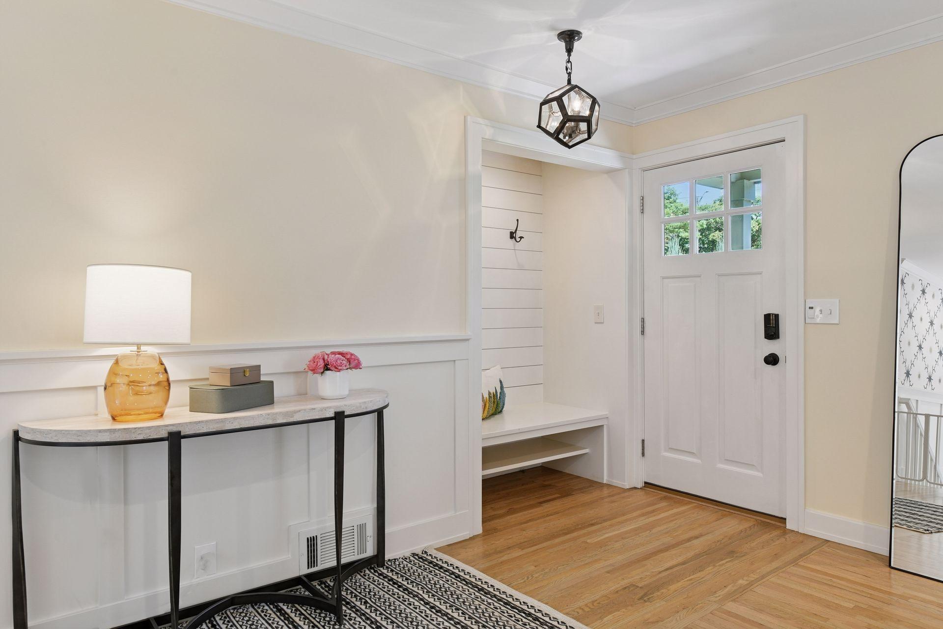 3922 Heathcote Road Deephaven, MN 55391 - Photo 4 of 58