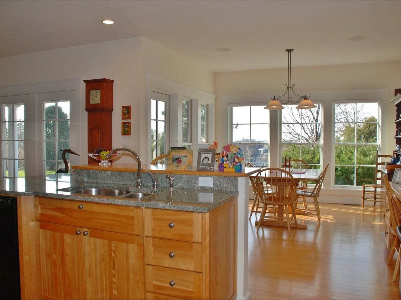 263 Golf Course Road South Burlington, VT 05403 - Photo 12 of 40