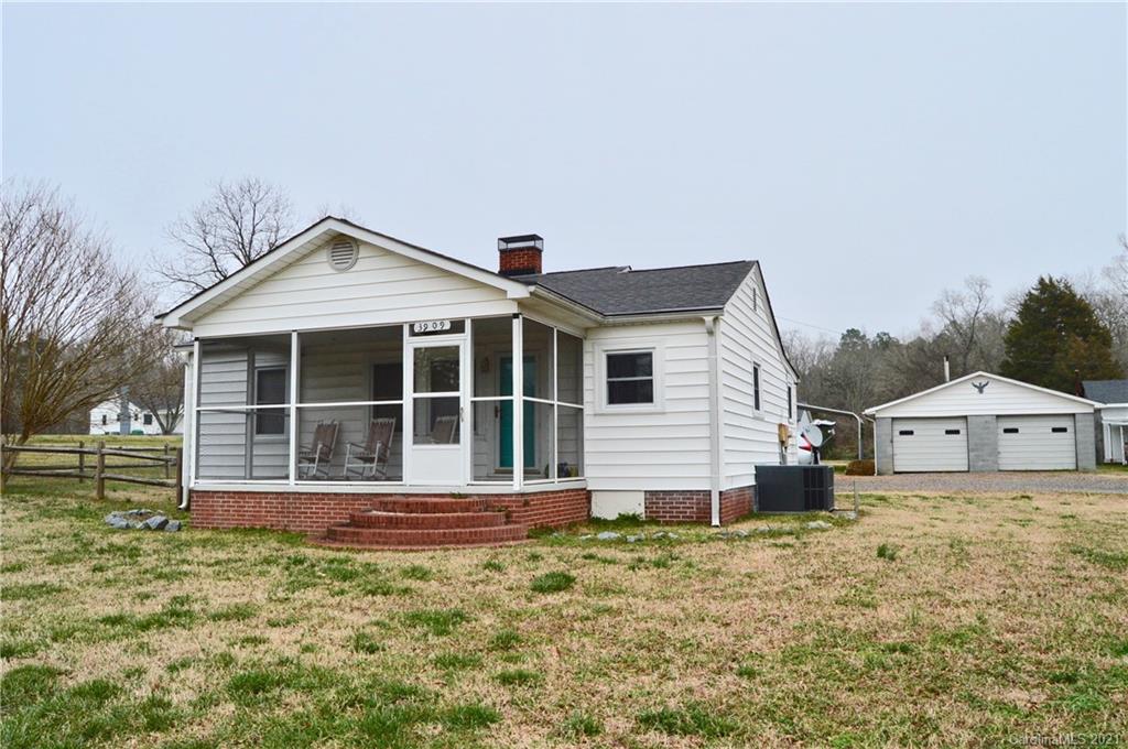 3909 Centergrove Road Concord, NC 28025 - Photo 2 of 23 Gallery Image 2