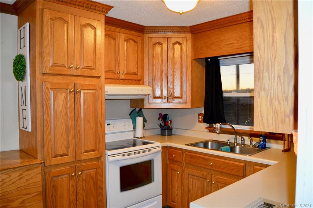 3909 Centergrove Road Concord, NC 28025 - Photo 15 of 23 Gallery Image 15