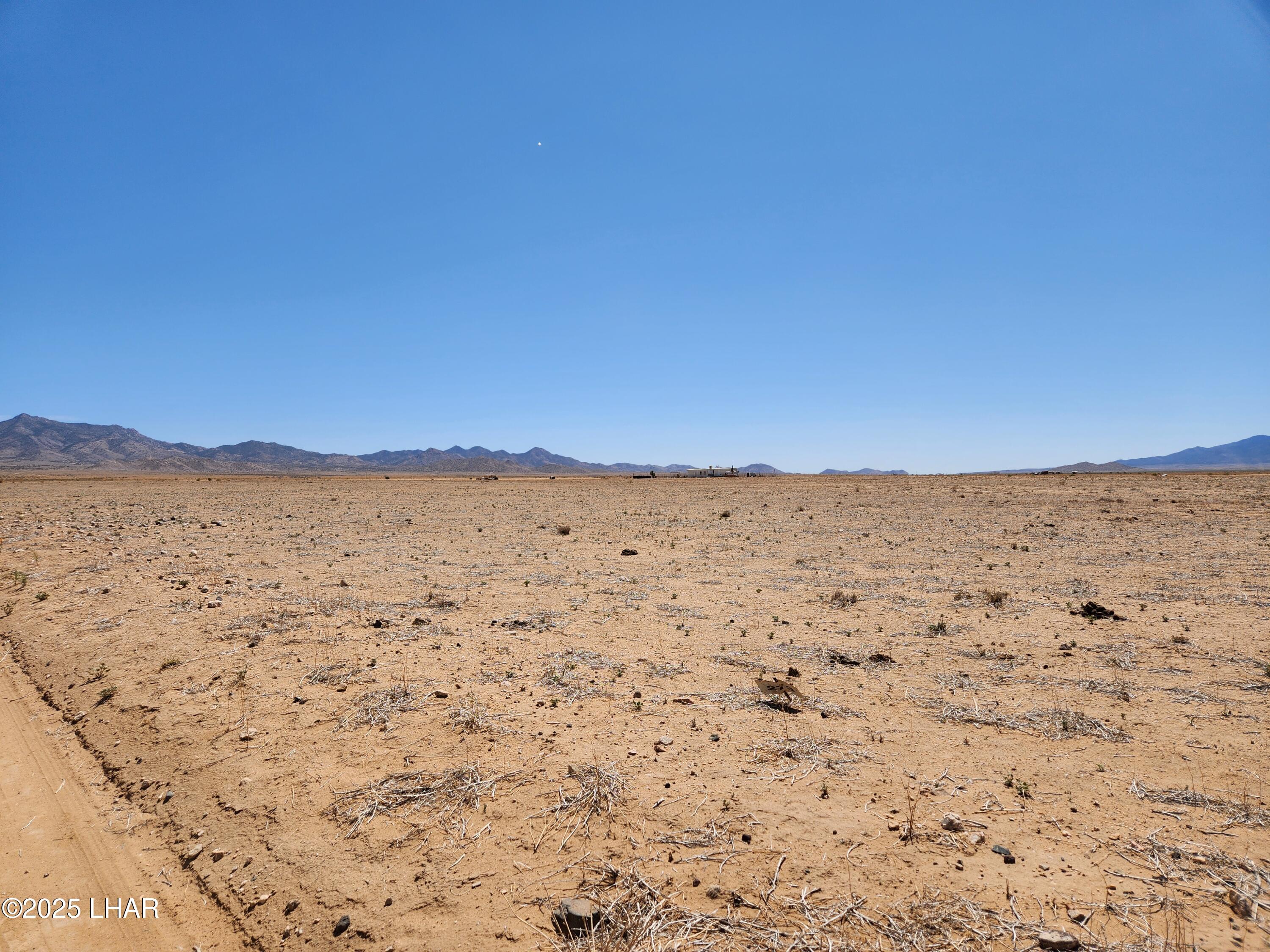 Lot 273 East Indus Road Kingman, AZ 86401 - Photo 2 of 8 20250411_115132