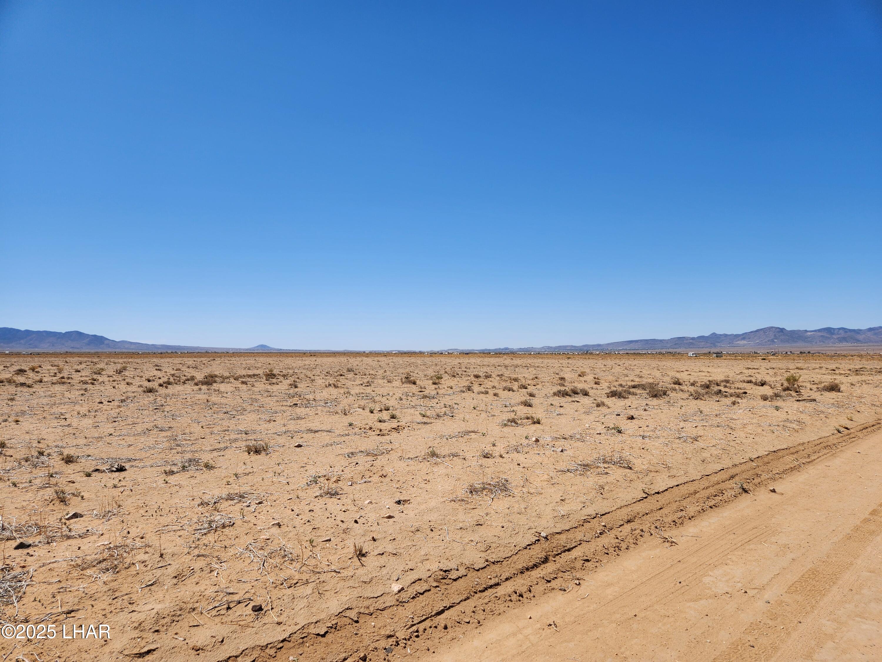 Lot 273 East Indus Road Kingman, AZ 86401 - Photo 3 of 8 20250411_115125