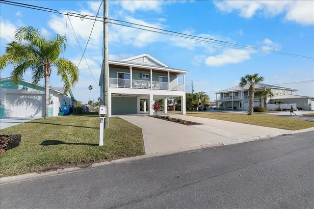 $625,000 | 4452 Kingston Drive, Hernando Beach, FL 34607