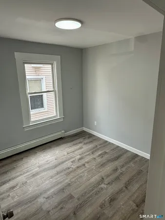 $2,500 | 78 McKinley Avenue, Unit 2, Norwich, CT 06360