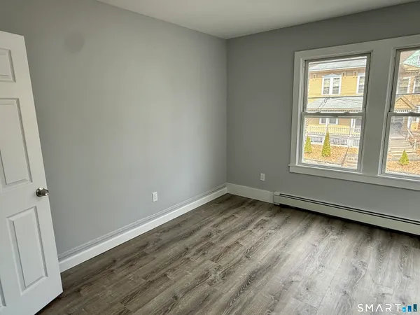 $2,500 | 78 McKinley Avenue, Unit 2, Norwich, CT 06360