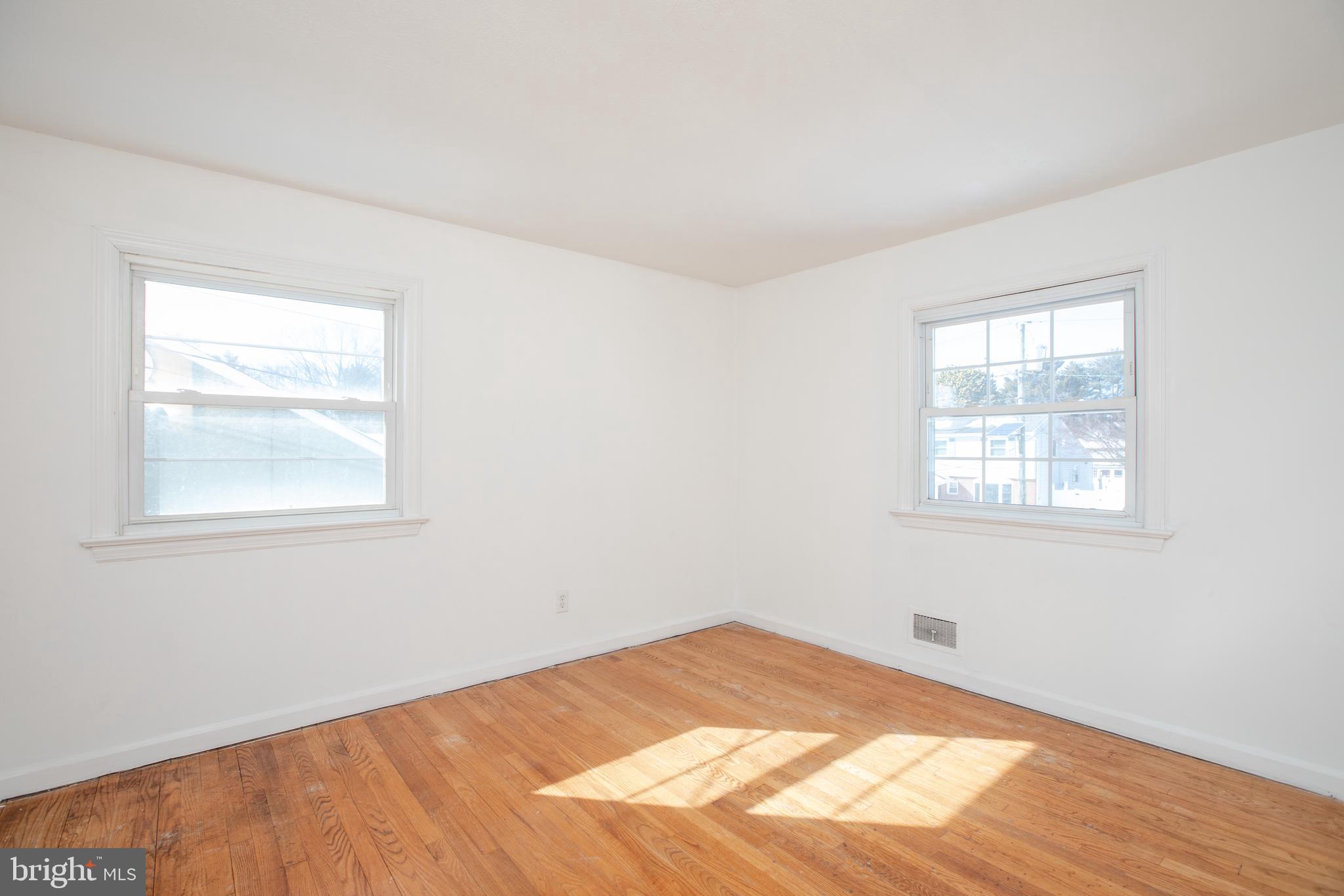 10 Constance Drive Hamilton, NJ 08620 - Photo 13 of 22