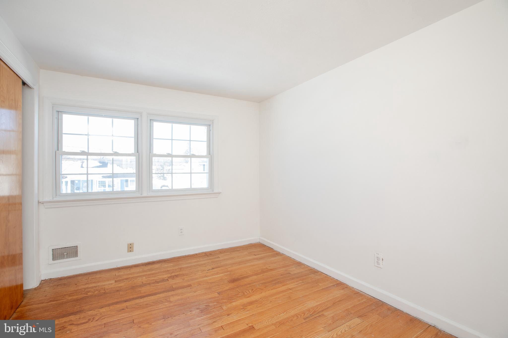10 Constance Drive Hamilton, NJ 08620 - Photo 15 of 22