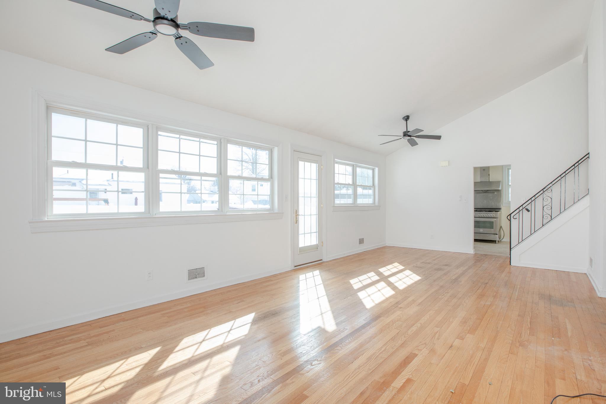 10 Constance Drive Hamilton, NJ 08620 - Photo 8 of 22