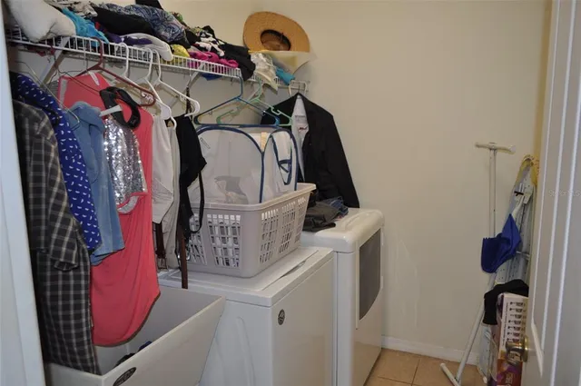 a view of walk in closet