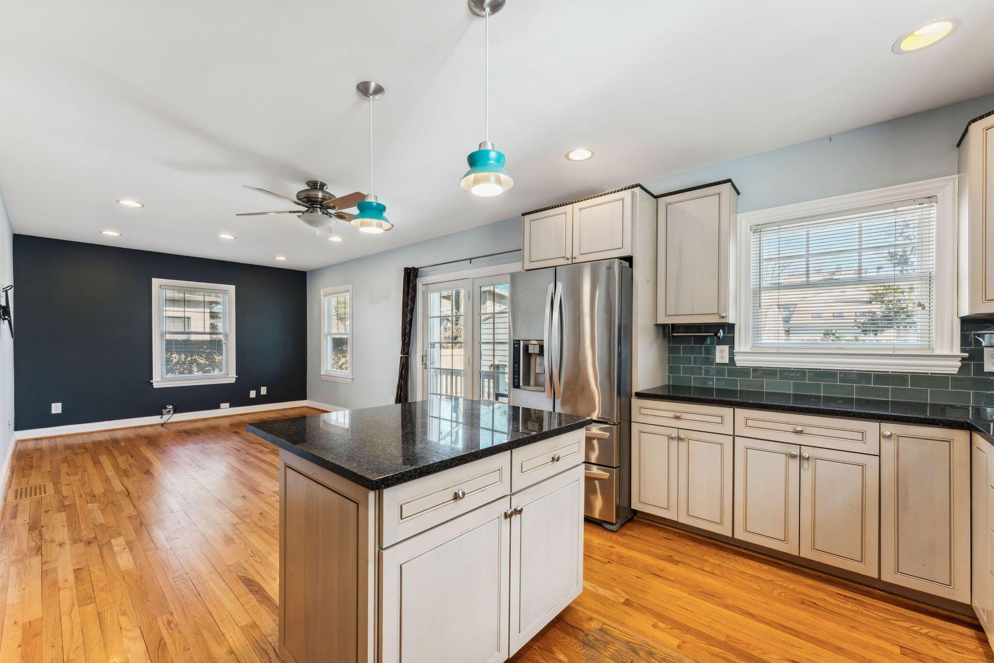 114 South Cassingham Road Bexley, OH 43209 - Photo 20 of 51 Kitchen