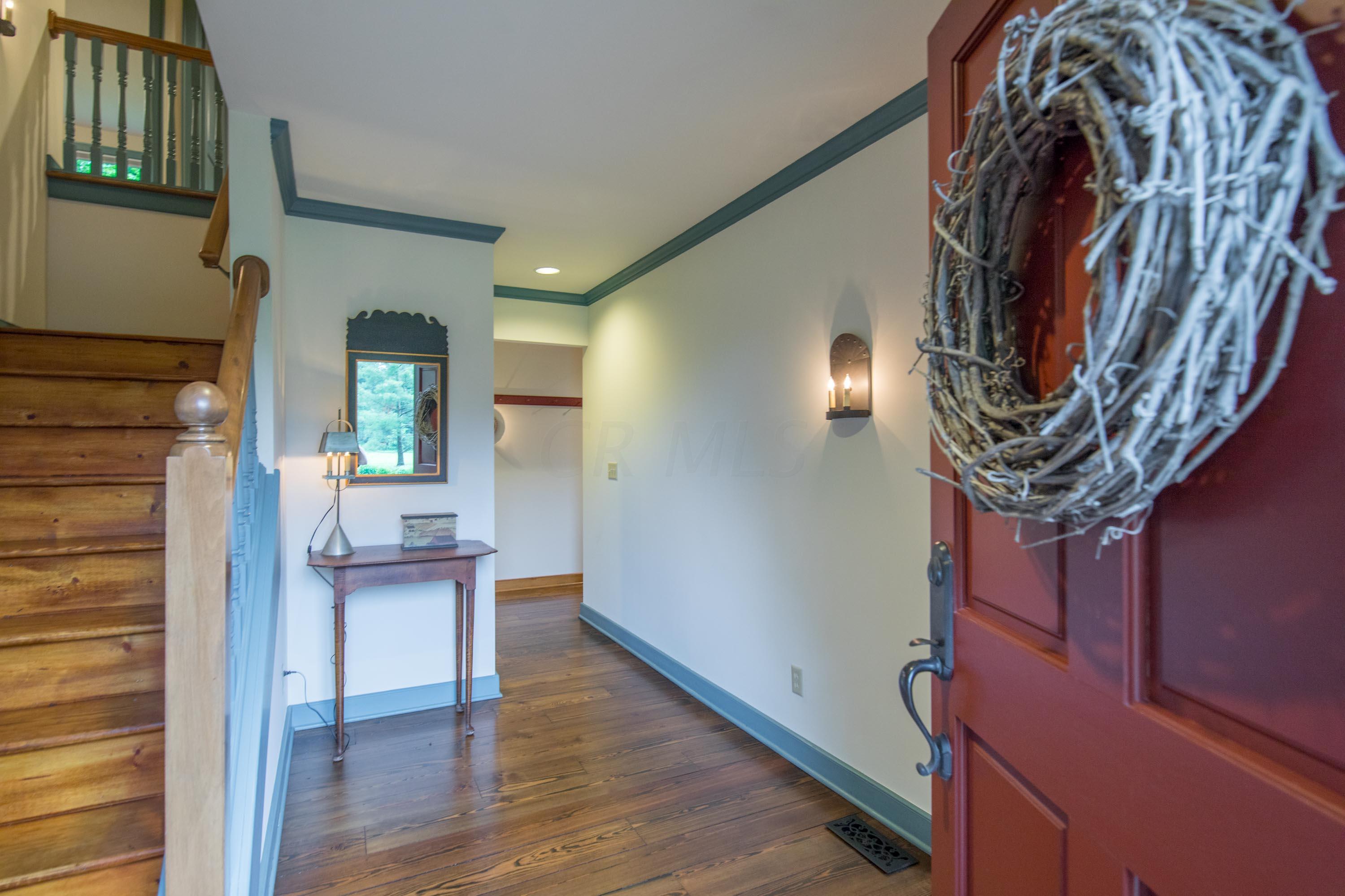 9536 Brock Road Plain City, OH 43064 - Photo 4 of 49