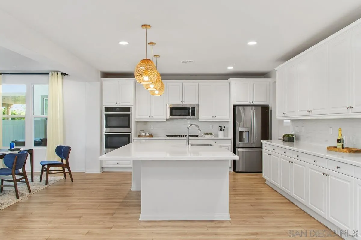 30833 Palette Road Murrieta, CA 92563 - Photo 11 of 53 Gallery Image 11