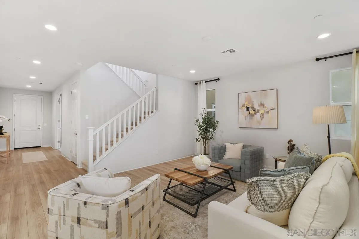 30833 Palette Road Murrieta, CA 92563 - Photo 6 of 53 Gallery Image 6