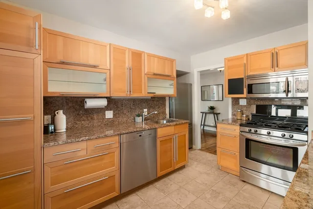 $585,000 | 60 Sutherland Road, Unit 4, Boston, MA 02135