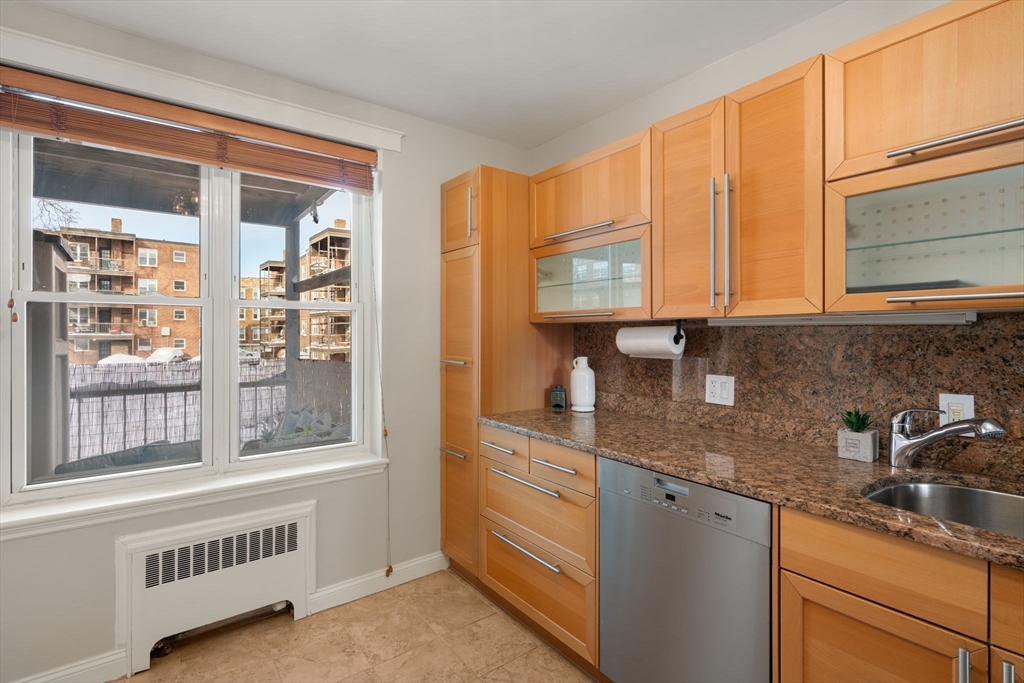 60 Sutherland Road, Unit 4 Boston, MA 02135 - Photo 17 of 25