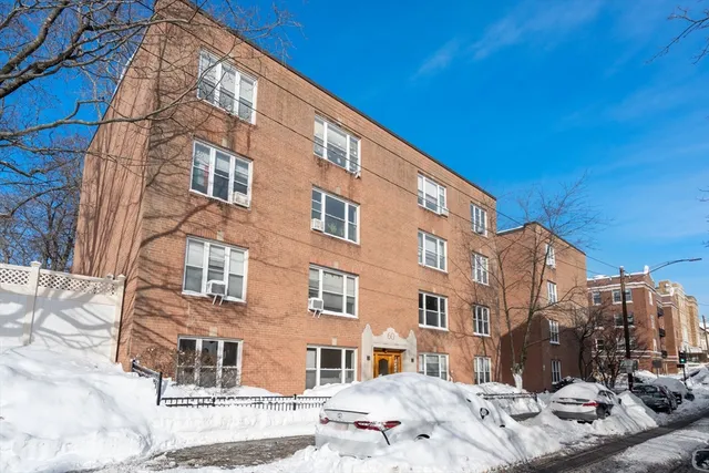 $585,000 | 60 Sutherland Road, Unit 4, Boston, MA 02135