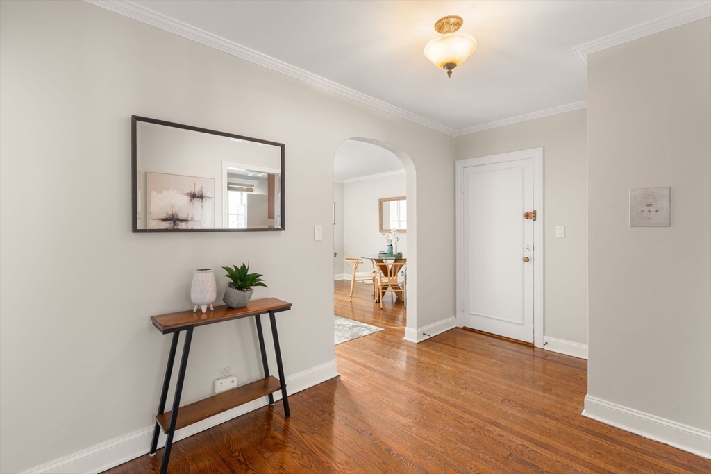 60 Sutherland Road, Unit 4 Boston, MA 02135 - Photo 6 of 25