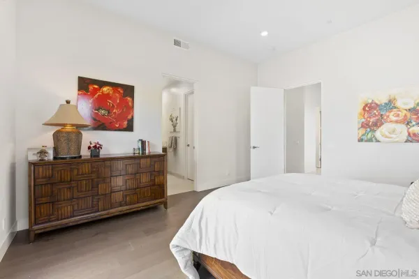 a bed room with a bed