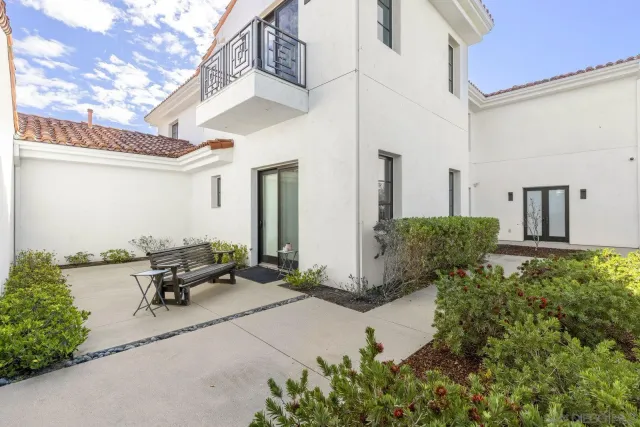 $6,999,000 | 6370 Carmel View S Street, San Diego, CA 92130
