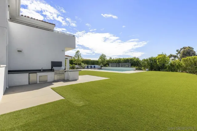 $6,999,000 | 6370 Carmel View S Street, San Diego, CA 92130