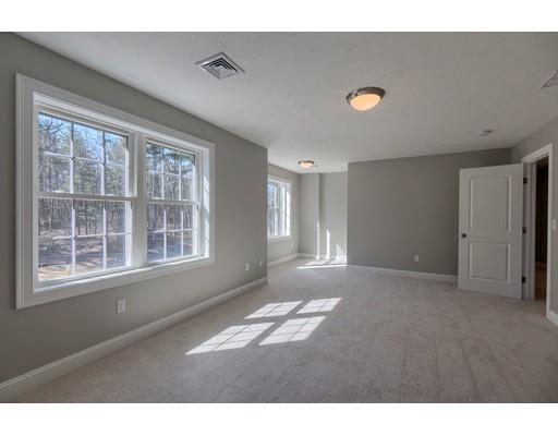 68 B Barrel Road Westminster, MA 01473 - Photo 23 of 26 a view of an empty room with a window