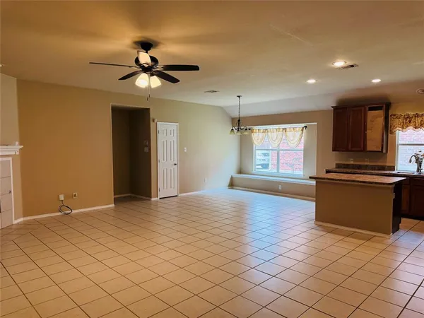 $2,250 | 11956 Kingsville Drive, Frisco, TX 75035