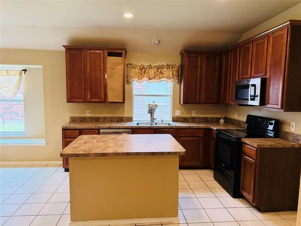 $2,250 | 11956 Kingsville Drive, Frisco, TX 75035