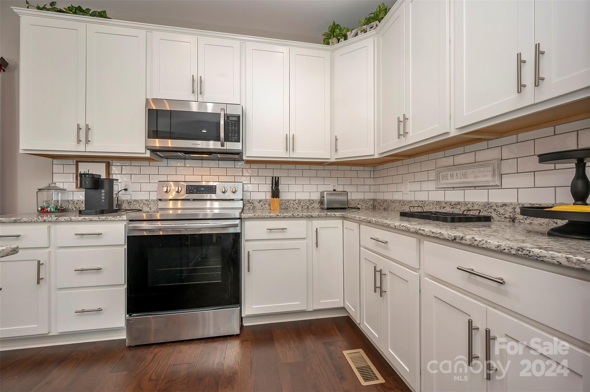 124 Somerset Lane Rutherfordton, NC 28139 - Photo 6 of 44 Gallery Image 6