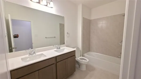 $2,100 | 109 Corcovado Avenue, Royse City, TX 75189