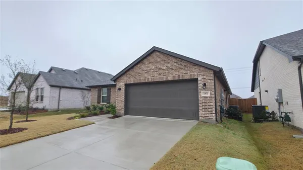 $2,100 | 109 Corcovado Avenue, Royse City, TX 75189