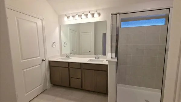 $2,100 | 109 Corcovado Avenue, Royse City, TX 75189