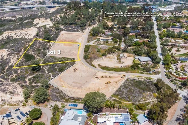 a view of a yard with a mountain view