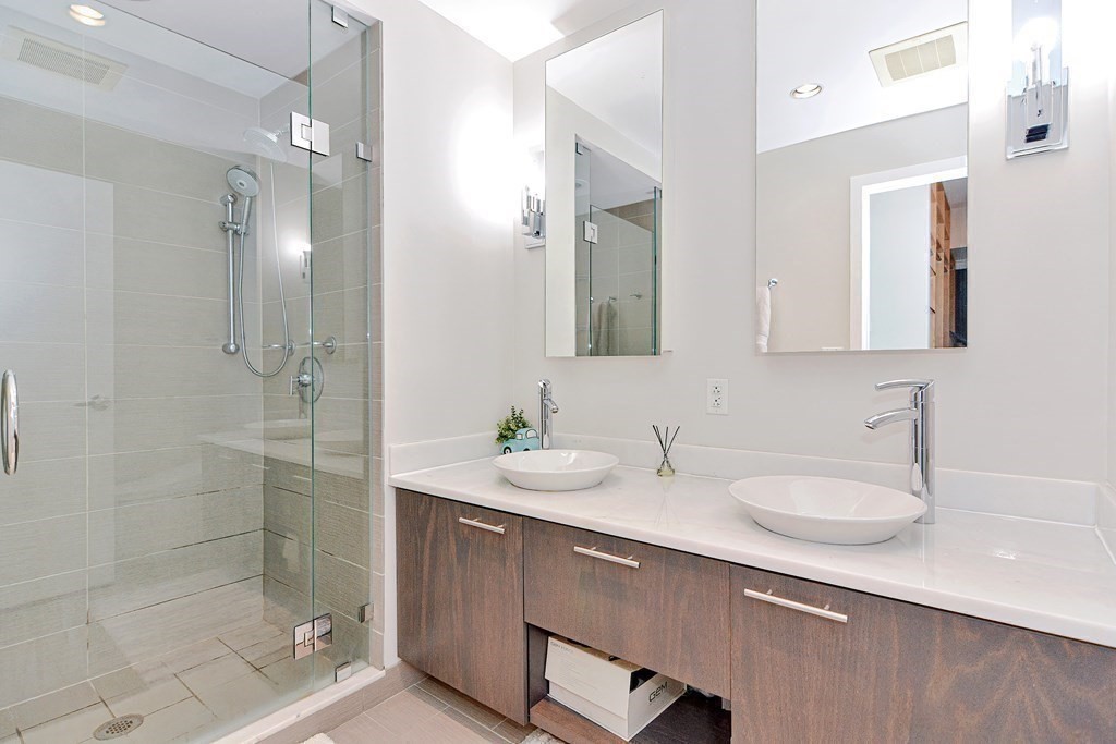 110 Stuart Street, Unit 23B Boston, MA 02116 - Photo 8 of 14