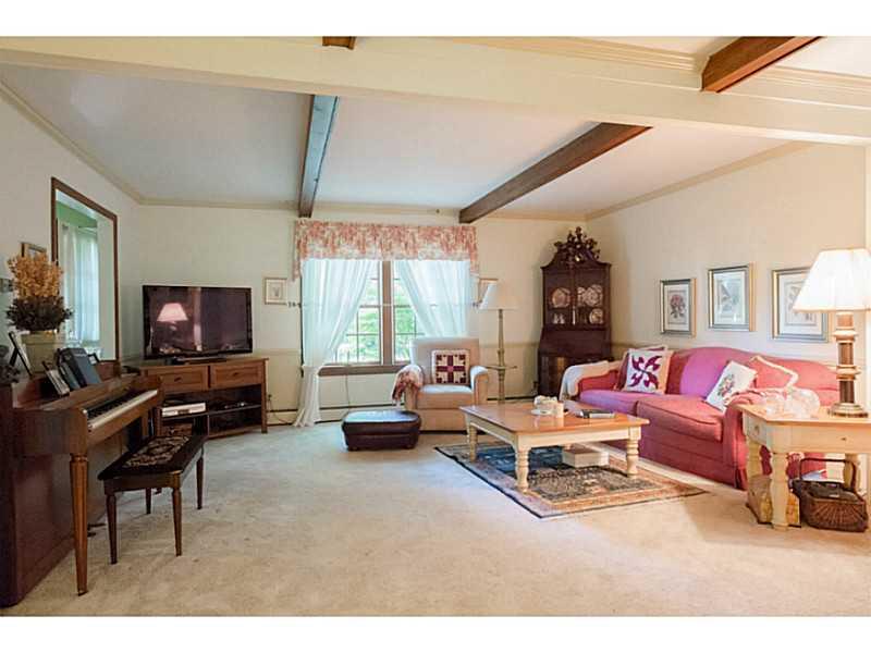 4532 Manning Road Indianapolis, IN 46228 - Photo 5 of 13 Gallery Image 5