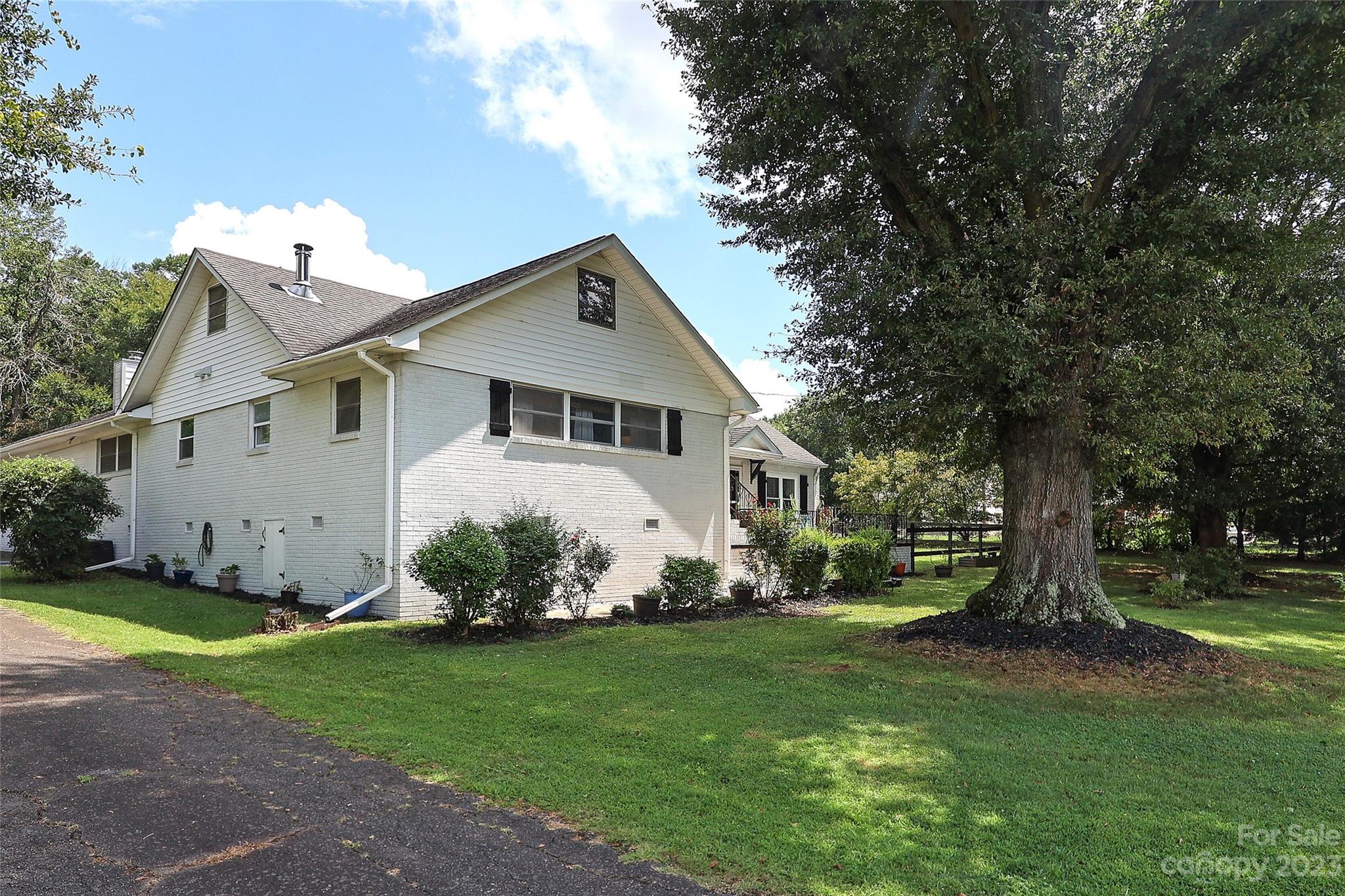 2615 South Point Road Belmont, NC 28012 - Photo 45 of 46 Gallery Image 45