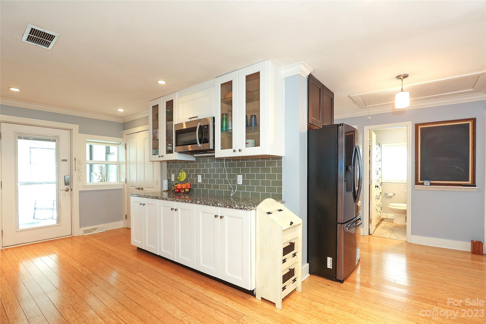 2615 South Point Road Belmont, NC 28012 - Photo 9 of 46 Gallery Image 9