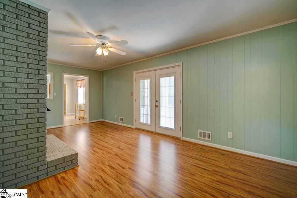 160 Spring Street Boiling Springs, SC 29316 - Photo 10 of 36 Gallery Image 10