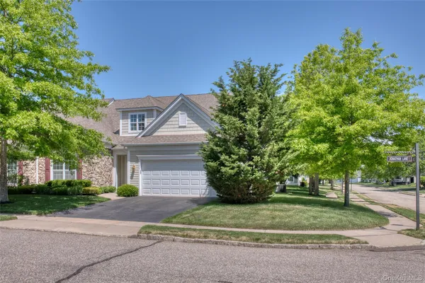 $1,345,000 | 171 Jonathan Lane, Westhampton, NY 11977
