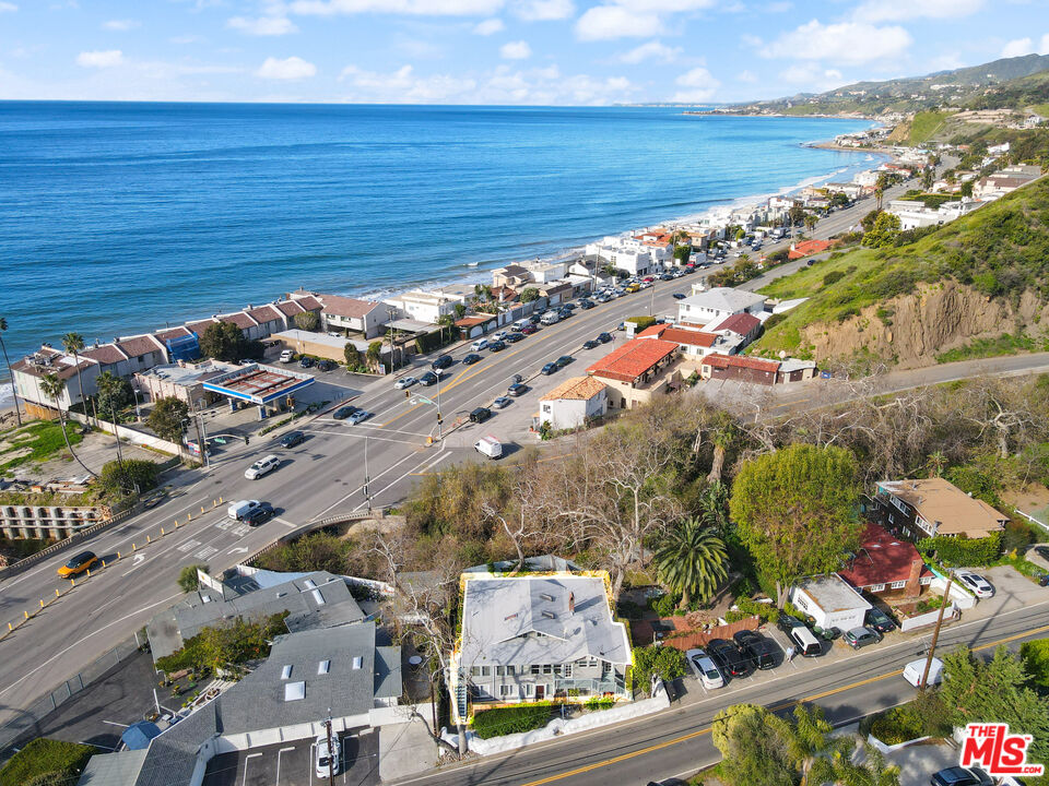 3945 Las Flores Canyon Road Malibu, CA 90265 - Photo 24 of 45 view of city