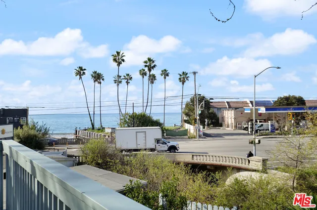 $3,500,000 | 3945 Las Flores Canyon Road, Malibu, CA 90265