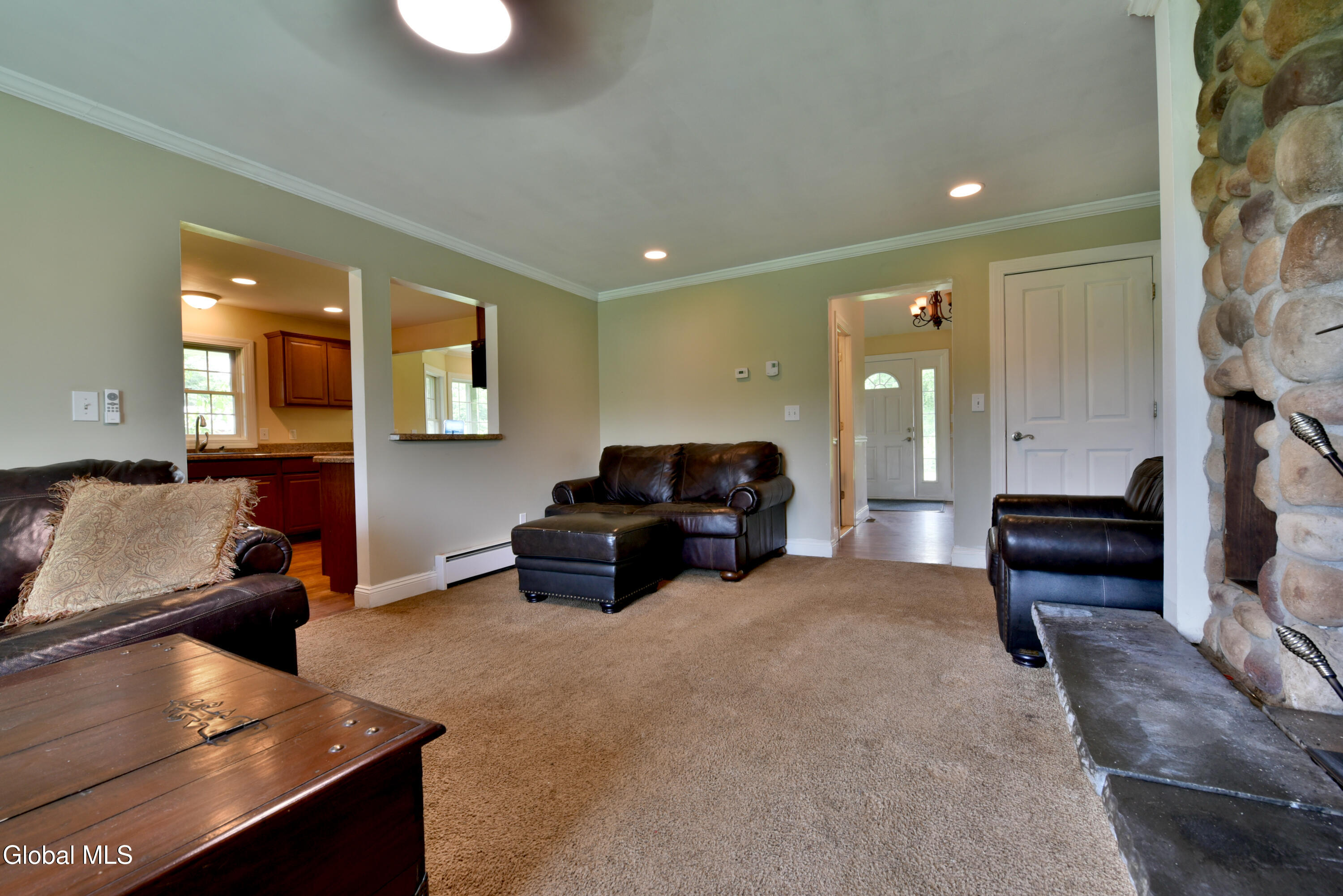 605 Plummer Road Ballston Spa, NY 12020 - Photo 25 of 64 Living Room
