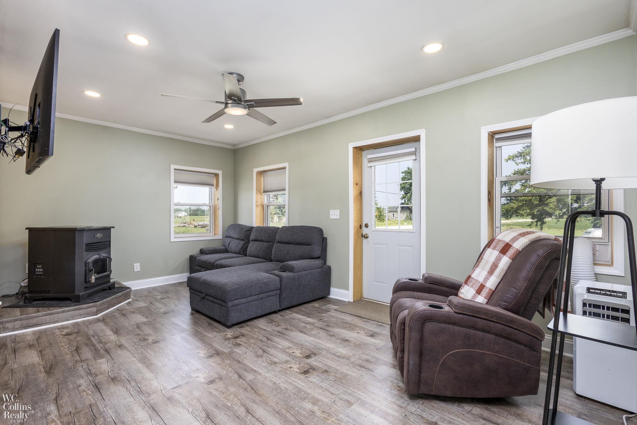 12069 Burt Road Memphis, MI 48041 - Photo 3 of 33