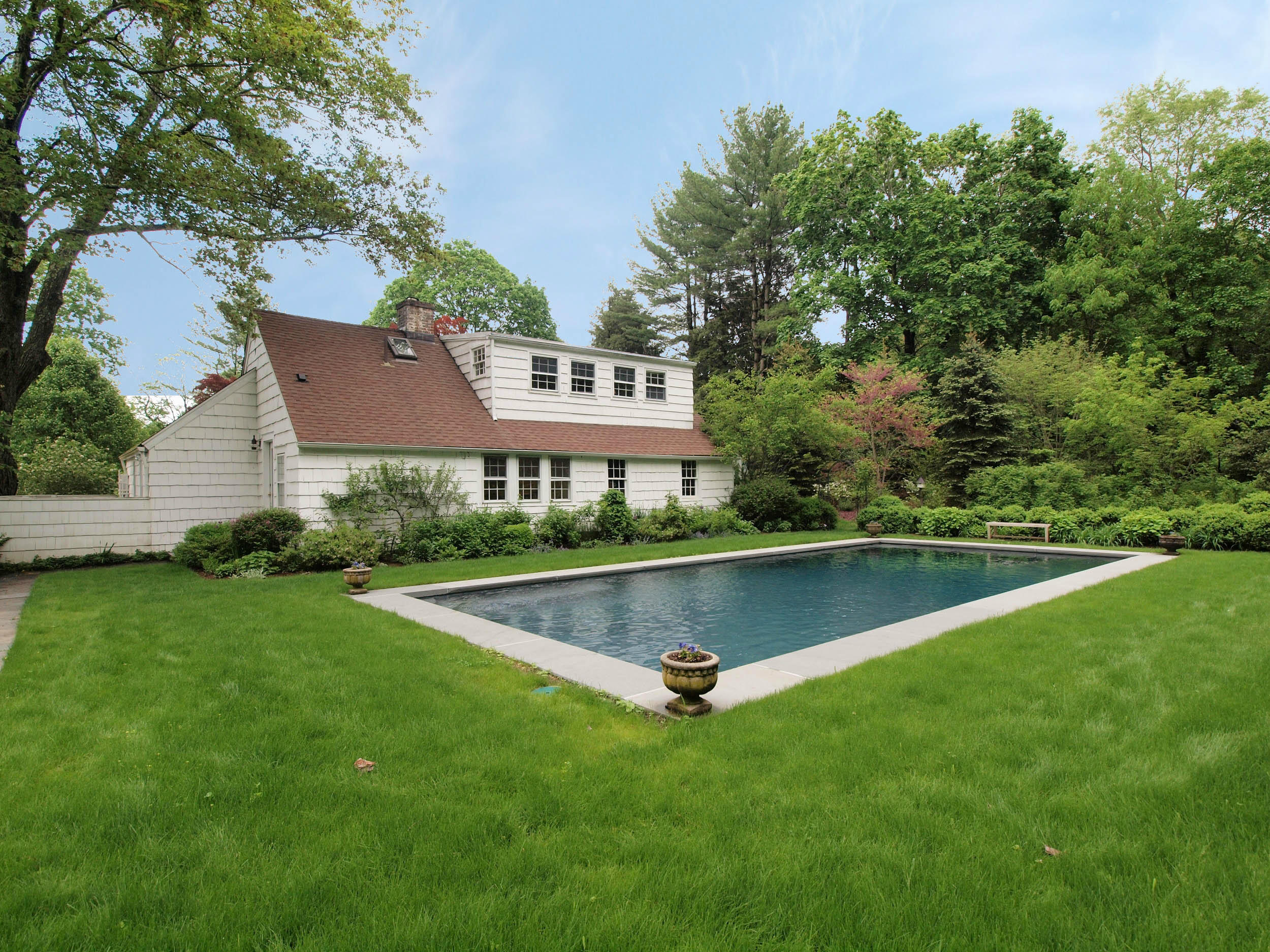 613 Silvermine Road New Canaan, CT 06840 - Photo 21 of 25 21 Pool Guest House