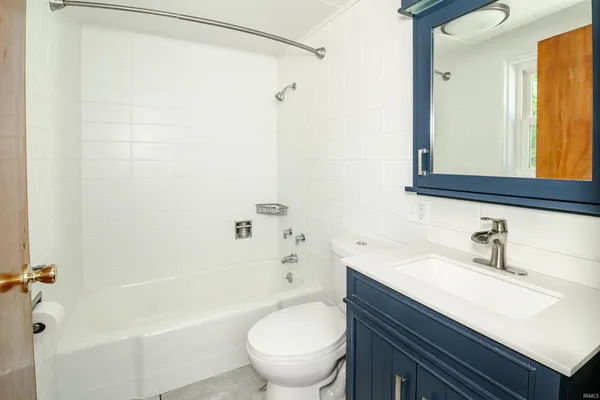 $309,900 | 802 West Country Club Drive, Bloomington, IN 47403