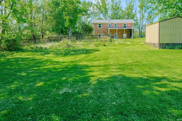 $309,900 | 802 West Country Club Drive, Bloomington, IN 47403