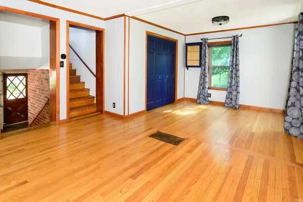 $309,900 | 802 West Country Club Drive, Bloomington, IN 47403