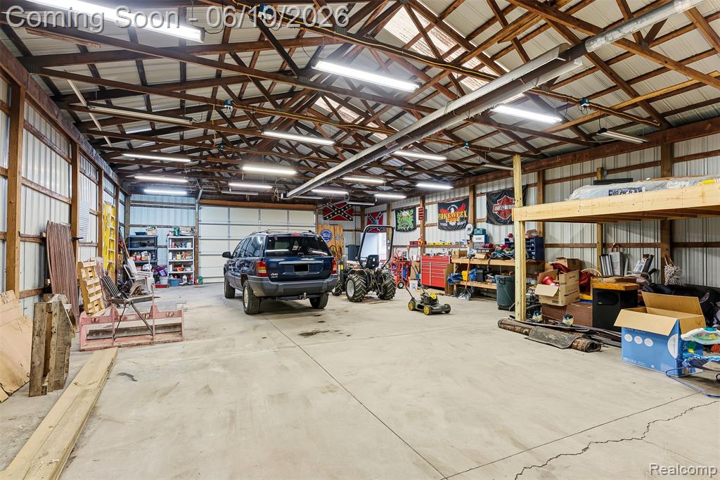 6109 North State Road Davison, MI 48423 - Photo 5 of 39