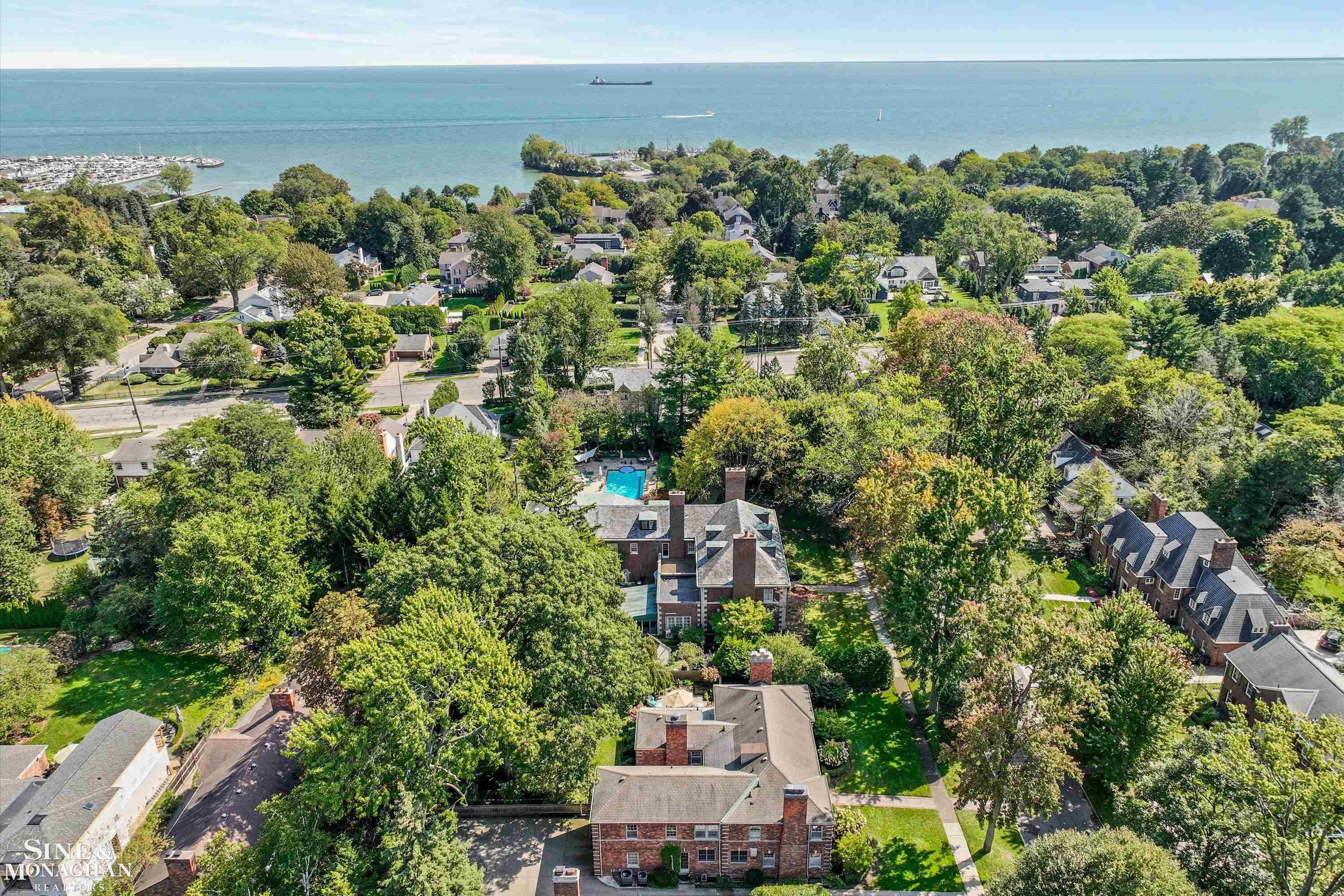 78 Vendome Road Grosse Pointe, MI 48236 - Photo 69 of 74 50155888-372149ef-6175-4600-8fc3-5548971cfd68.JPG